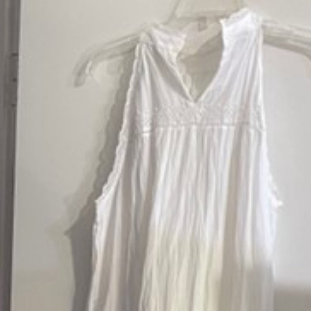 Zara White Tiered Eyelet Midi Dress with Black Harness Detail - Picture 8 of 8